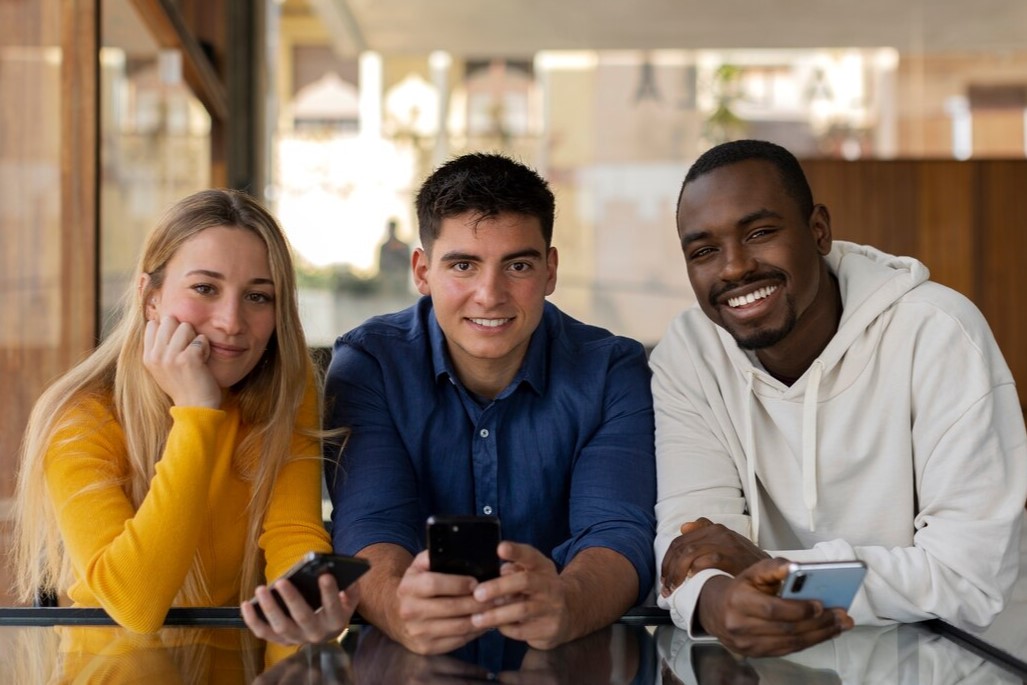 Four habits of highly intelligent people